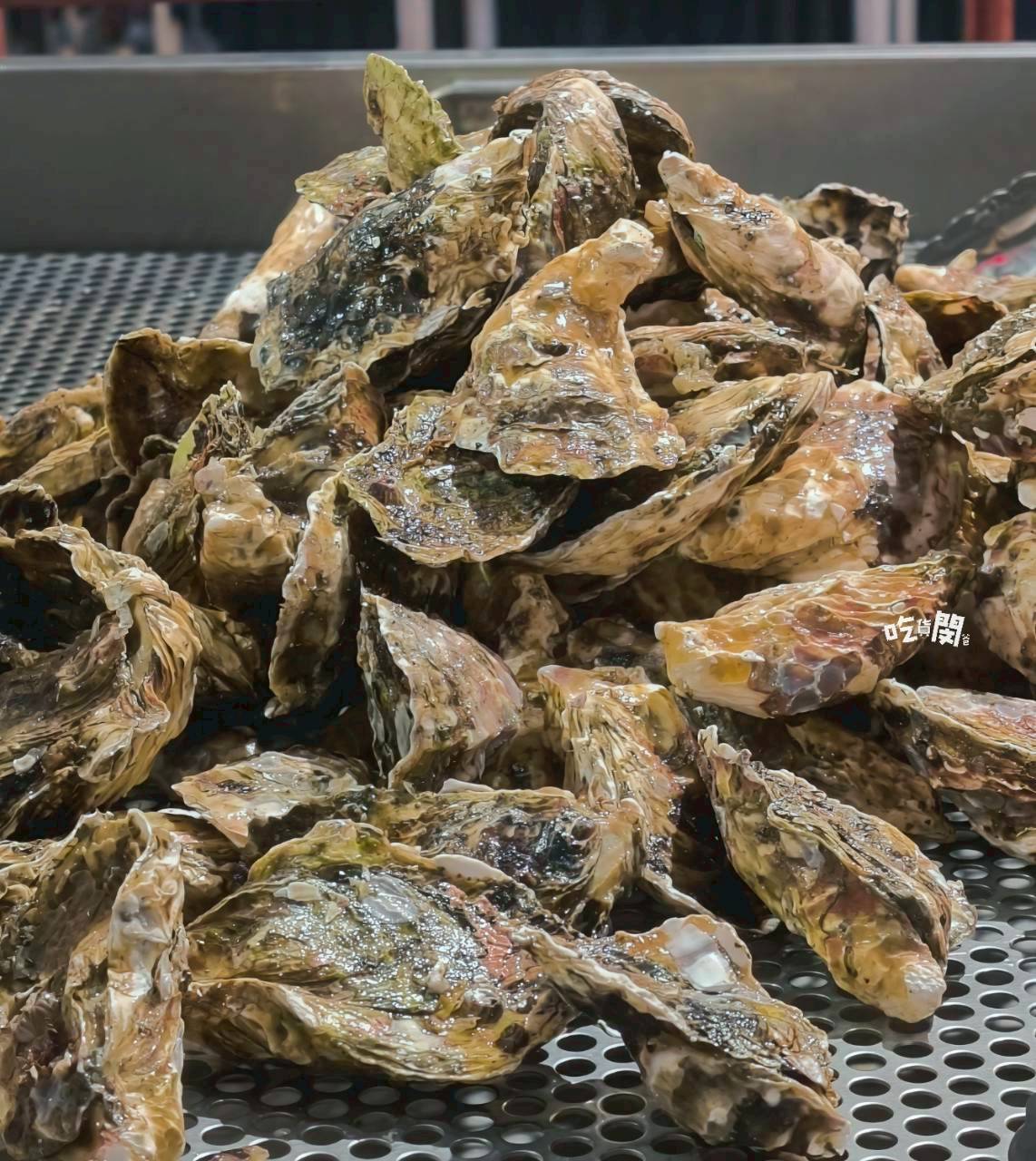南海澎湖燒烤｜高雄前鎮｜最強消夜場！澎湖直送魚蝦蟹、生蠔通通無限吃到飽！