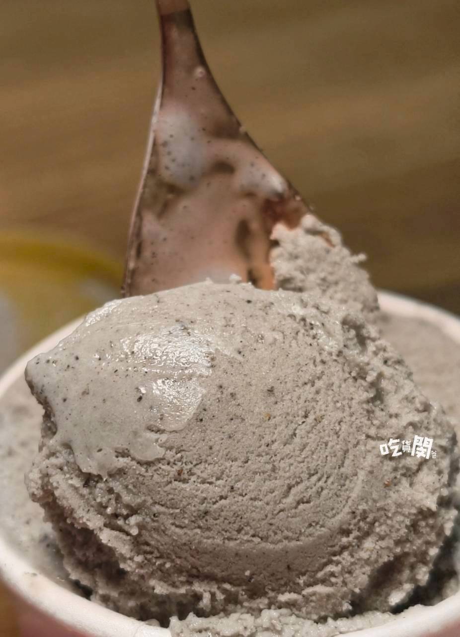 原有味義式手工冰淇淋｜高雄鳳山｜冰淇淋獨享杯激推！生日蛋糕當甜點吃，這間啵棒！