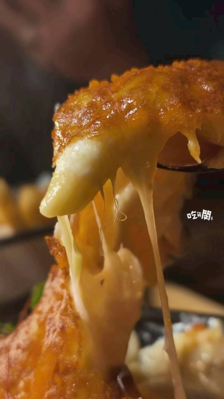 多一點咖啡文化館｜高雄苓雅｜被早午餐耽誤的超狂鍋物，牛奶、壽喜燒必吃！
