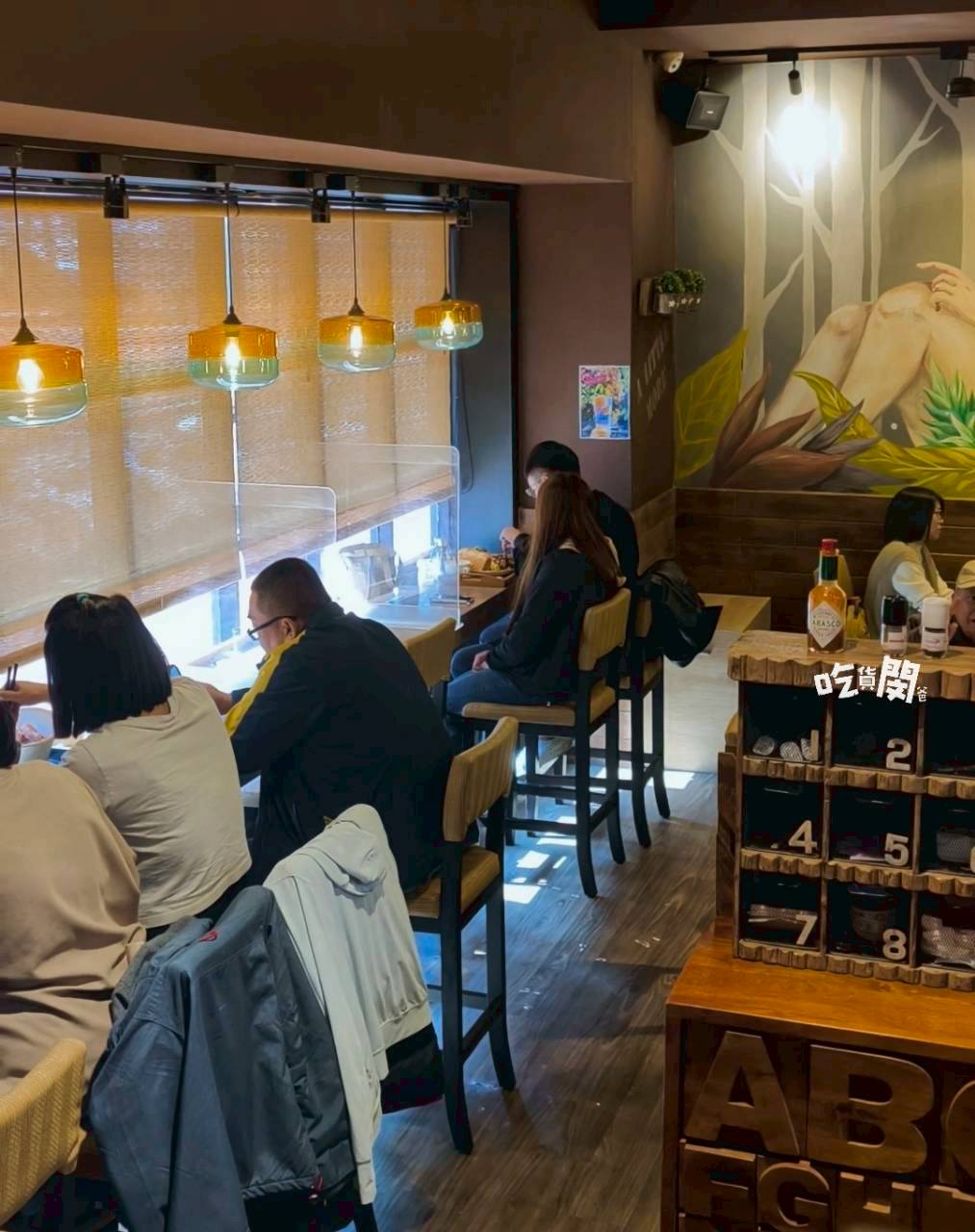 多一點咖啡文化館｜高雄苓雅｜被早午餐耽誤的超狂鍋物，牛奶、壽喜燒必吃！