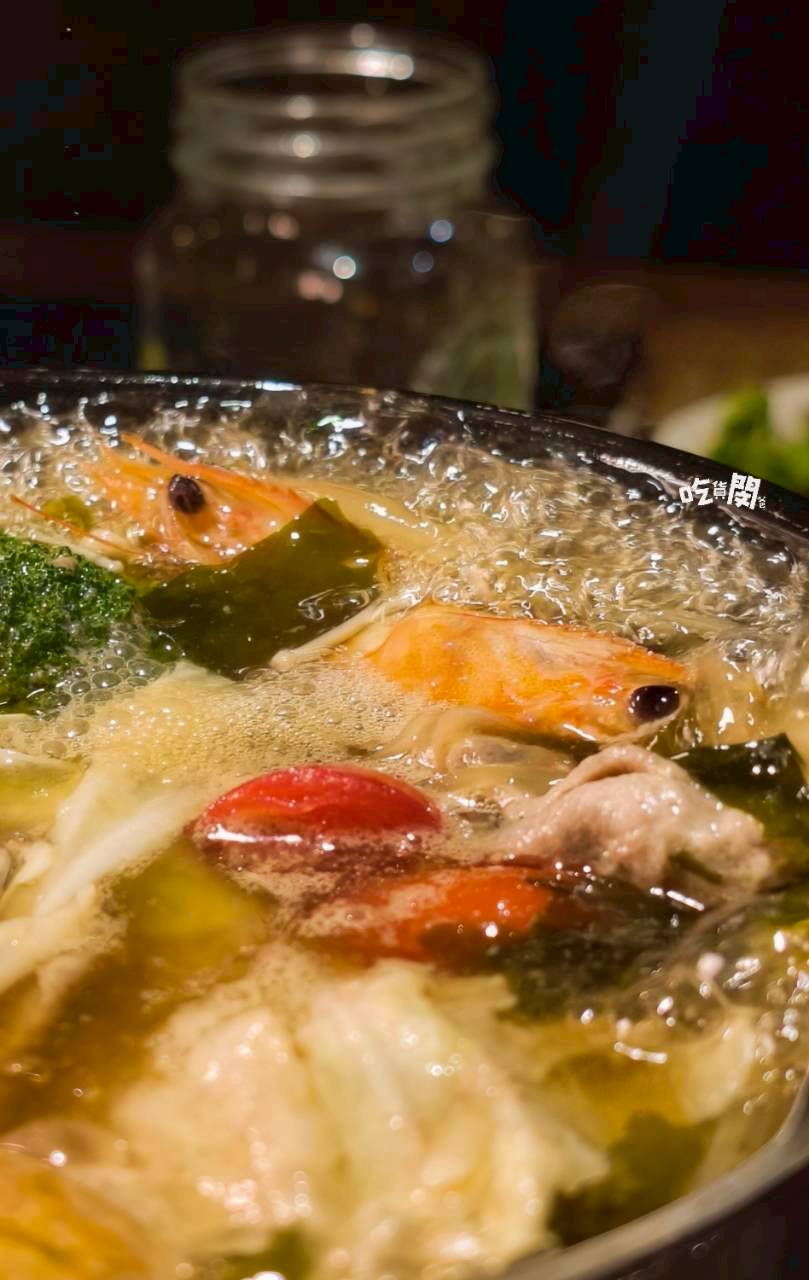 多一點咖啡文化館｜高雄苓雅｜被早午餐耽誤的超狂鍋物，牛奶、壽喜燒必吃！