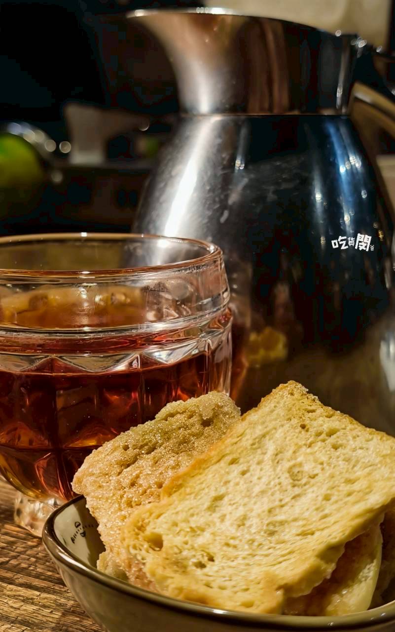 多一點咖啡文化館｜高雄苓雅｜被早午餐耽誤的超狂鍋物，牛奶、壽喜燒必吃！
