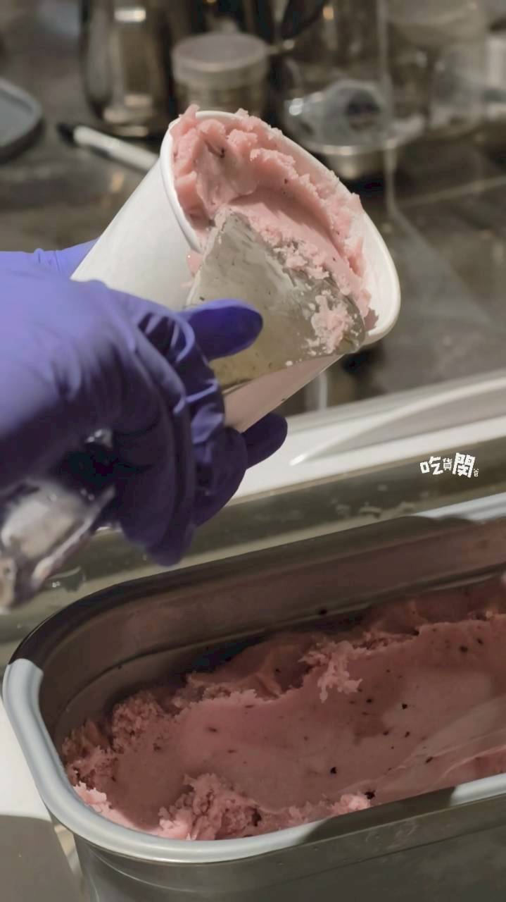 涼野冰室|高雄仁武|隱藏版手作冰淇淋店也是甜點店,更是被冰淇淋耽誤的麵店! - 第52張圖 涼野冰室|高雄仁武|隱藏版手作冰淇淋店也是甜點店,更是被冰淇淋耽誤的麵店!