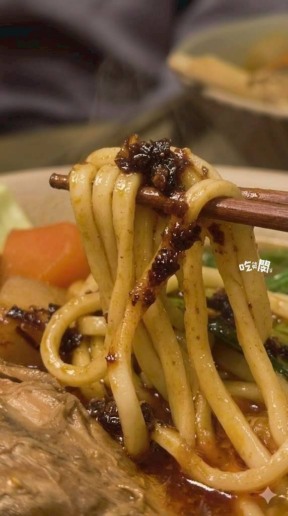 涼野冰室|高雄仁武|隱藏版手作冰淇淋店也是甜點店,更是被冰淇淋耽誤的麵店! - 第40張圖 涼野冰室|高雄仁武|隱藏版手作冰淇淋店也是甜點店,更是被冰淇淋耽誤的麵店!