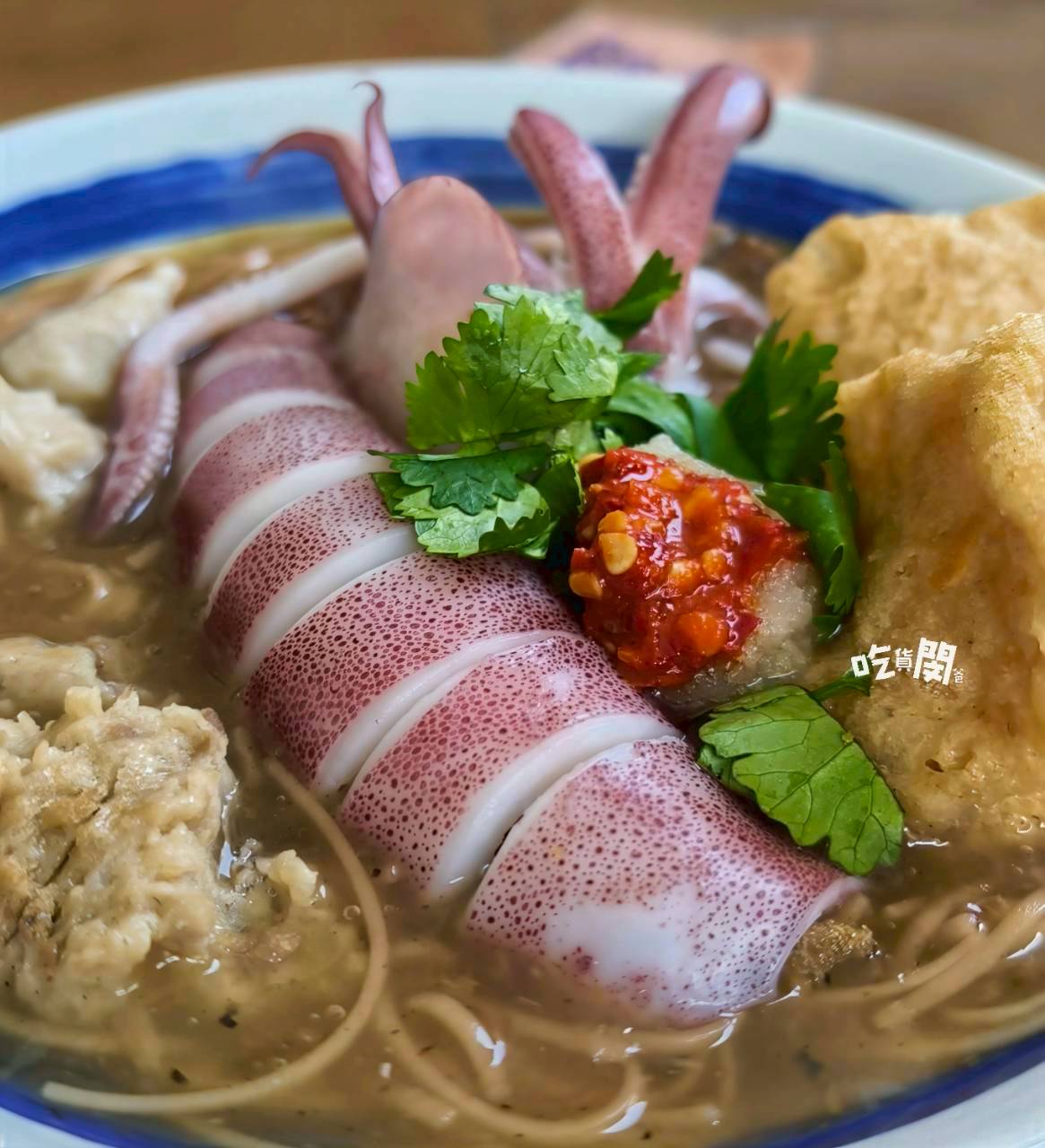 双盛號｜高雄鼓山｜高雄最狂的麵線羹就這碗！茶夠水準！好吃不貴！會愛上！