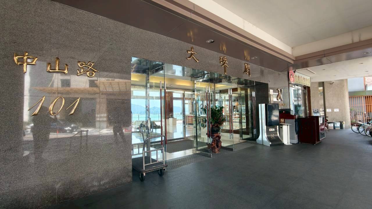 大淶閣｜日月潭飯店飯店｜無敵湖景第一排！觀星樓中樓給你超奢華極致休息空間！
