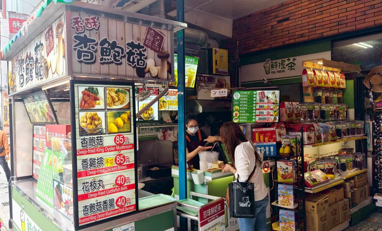 大淶閣｜日月潭飯店飯店｜無敵湖景第一排！觀星樓中樓給你超奢華極致休息空間！