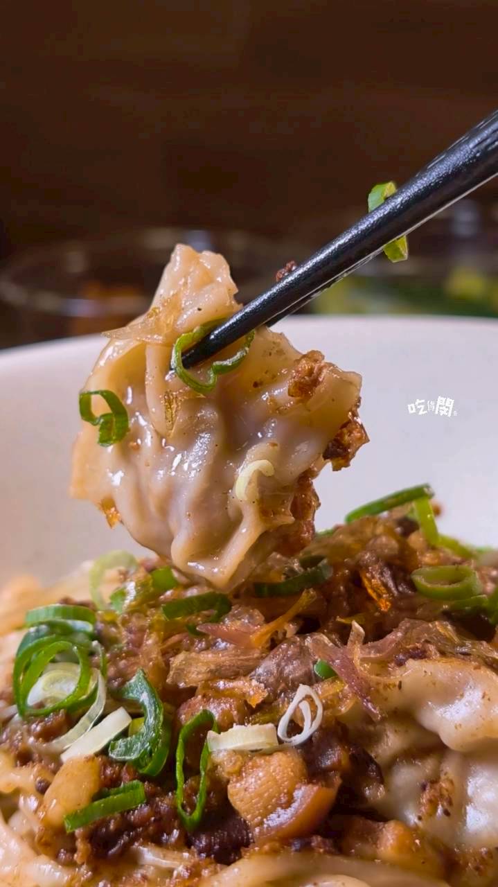 雲饗牛肉麵|高雄鳳山|牛肉麵紅燒夠味涮嘴!餛飩麵小巧飽嘴!不輸老字號! - 第19張圖 雲饗牛肉麵|高雄鳳山|牛肉麵紅燒夠味涮嘴!餛飩麵小巧飽嘴!不輸老字號!