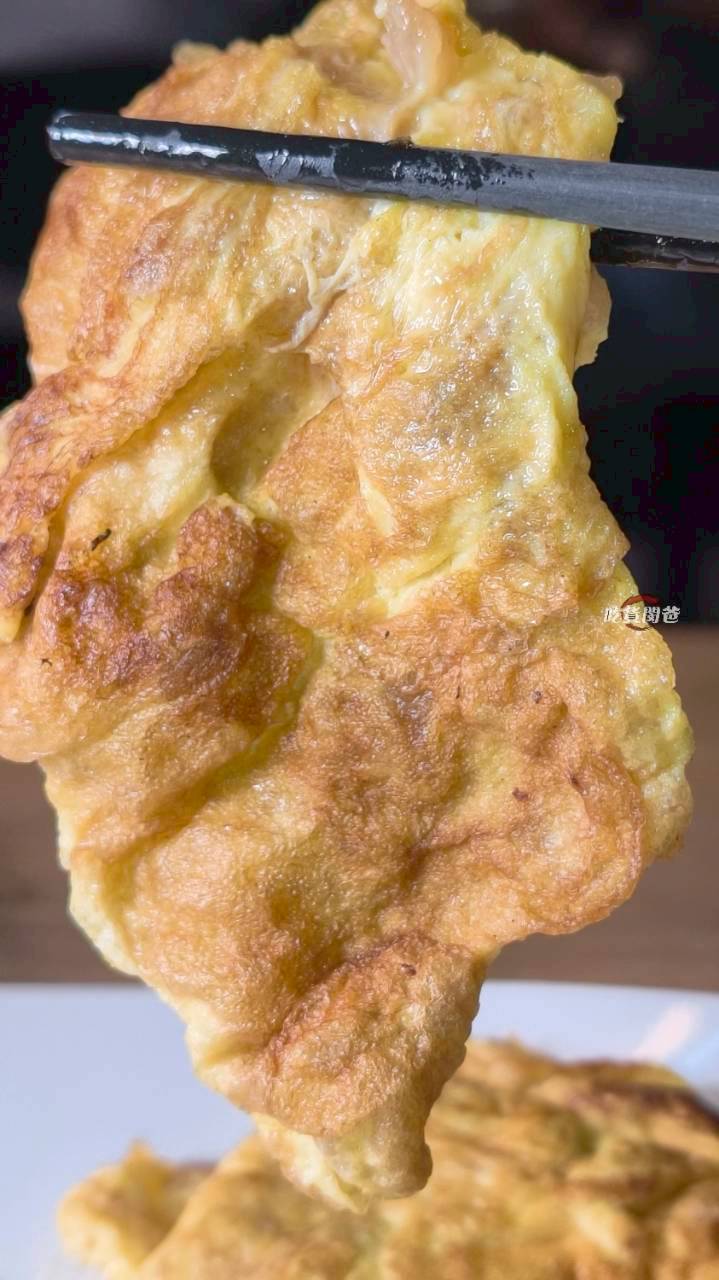 318霸王牛肉麵｜高雄鳳山｜牛肉嫩香、Q彈牛筋竟然還有超好吃的豬腳、腿庫飯!?