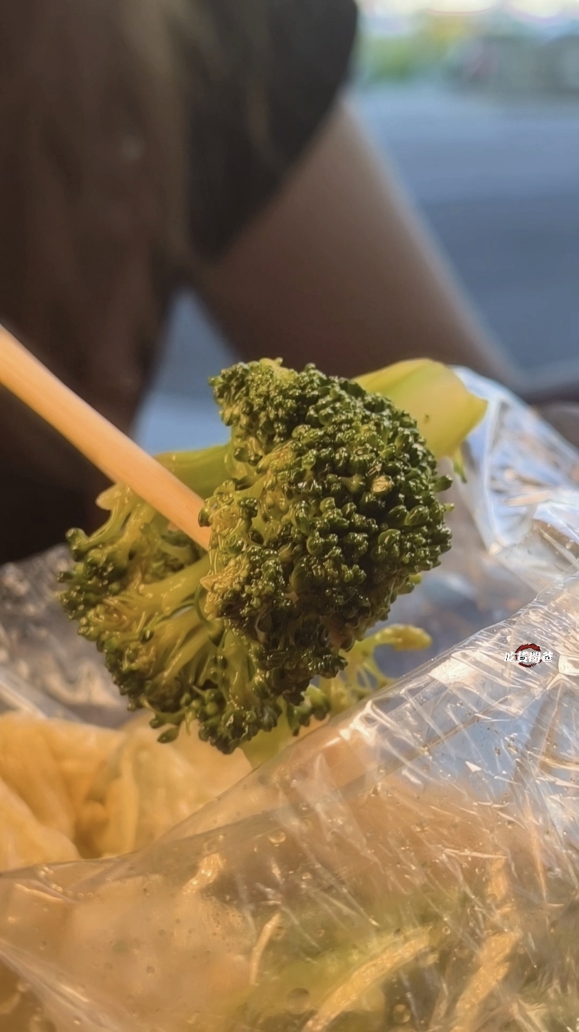秘醬滷味｜高雄楠梓｜全台最大超人氣連鎖冷滷，晚餐、消夜、追劇、下酒新選擇！