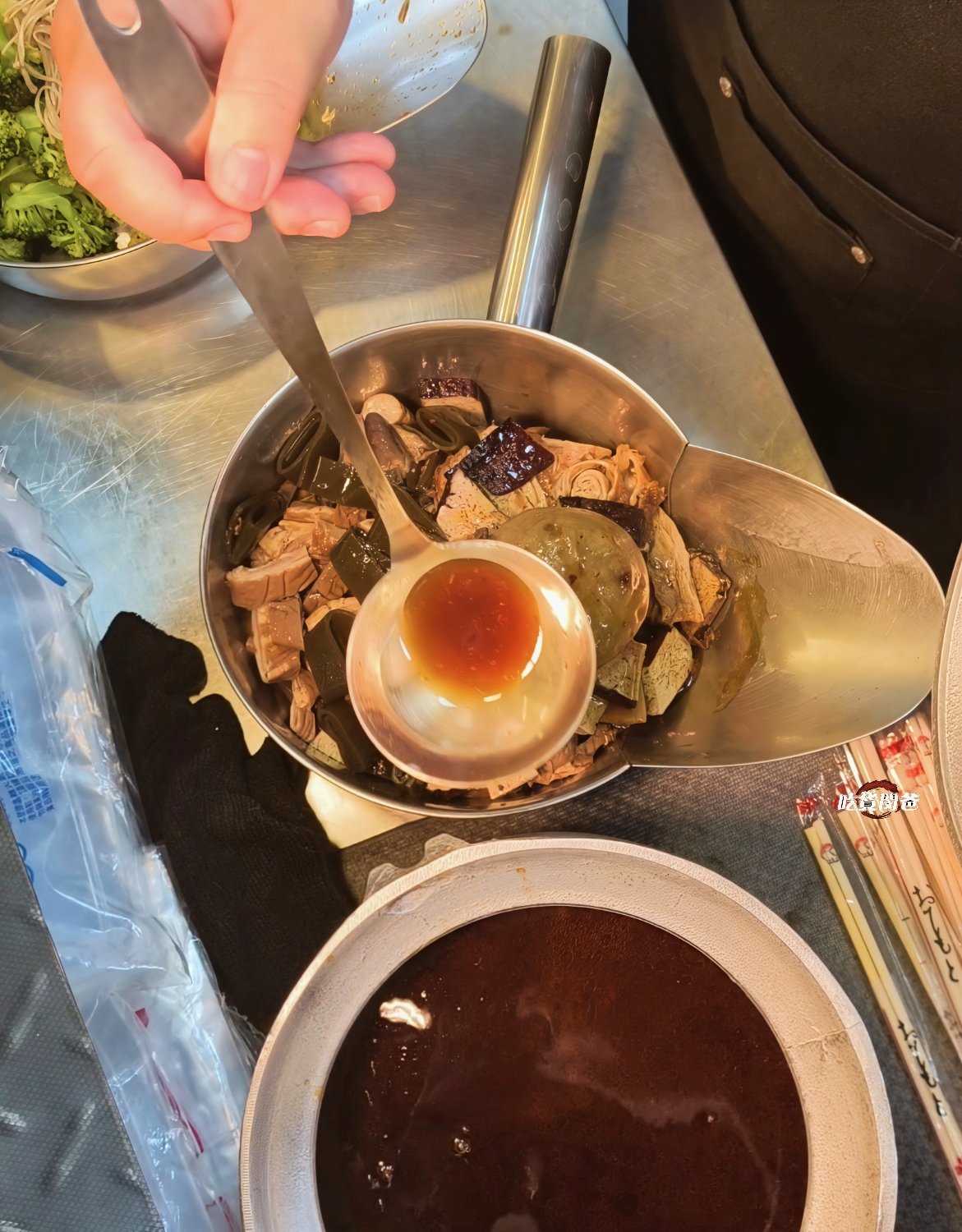 秘醬滷味｜高雄楠梓｜全台最大超人氣連鎖冷滷，晚餐、消夜、追劇、下酒新選擇！