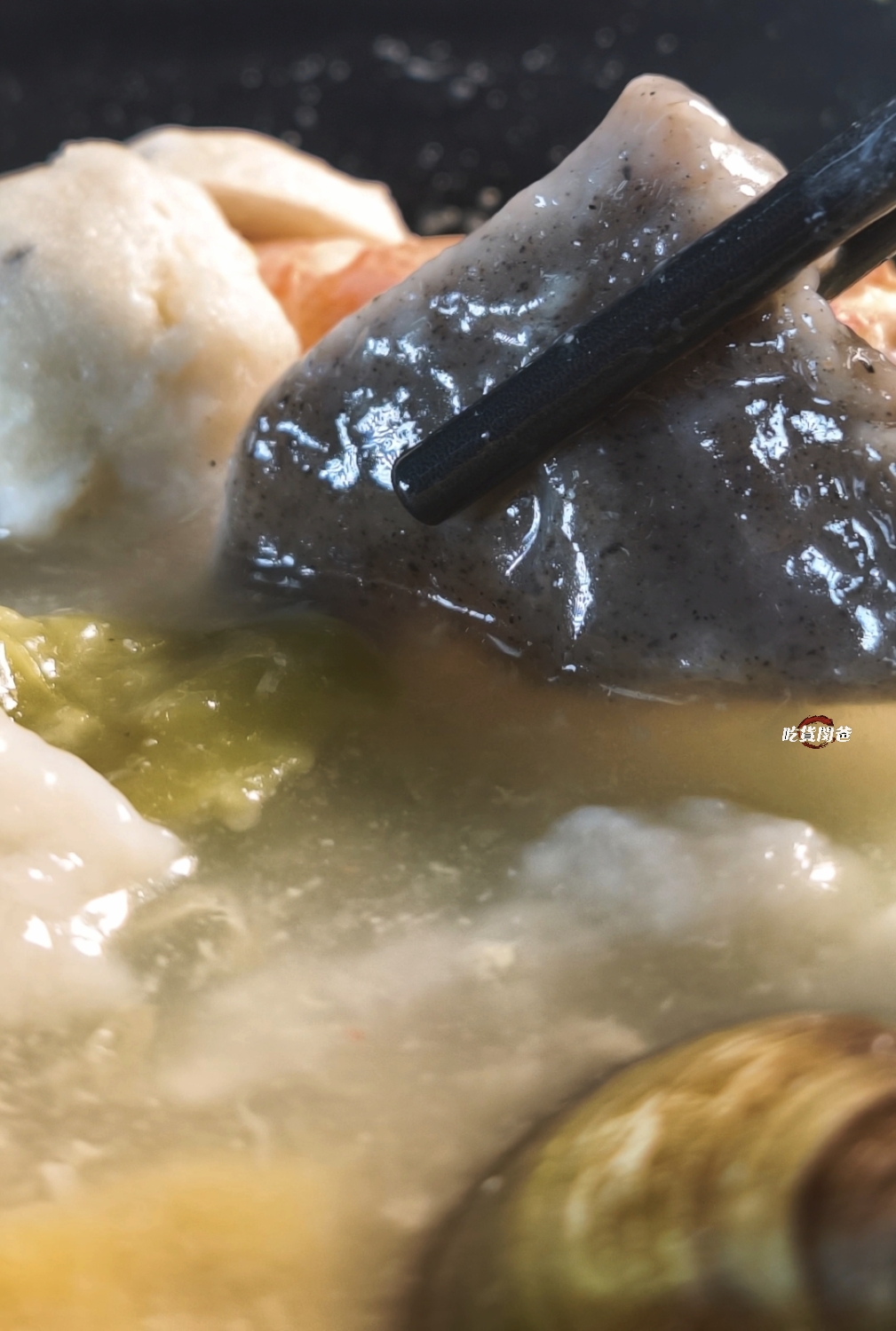 萬客臨彩色麵疙瘩｜高雄屏東｜必吃麵疙瘩、臭豆腐、鍋燒、咖哩飯，一吃愛上！