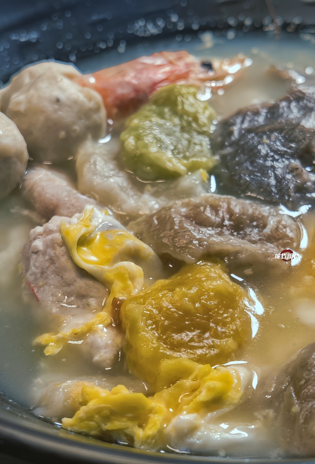 萬客臨彩色麵疙瘩｜高雄屏東｜必吃麵疙瘩、臭豆腐、鍋燒、咖哩飯，一吃愛上！
