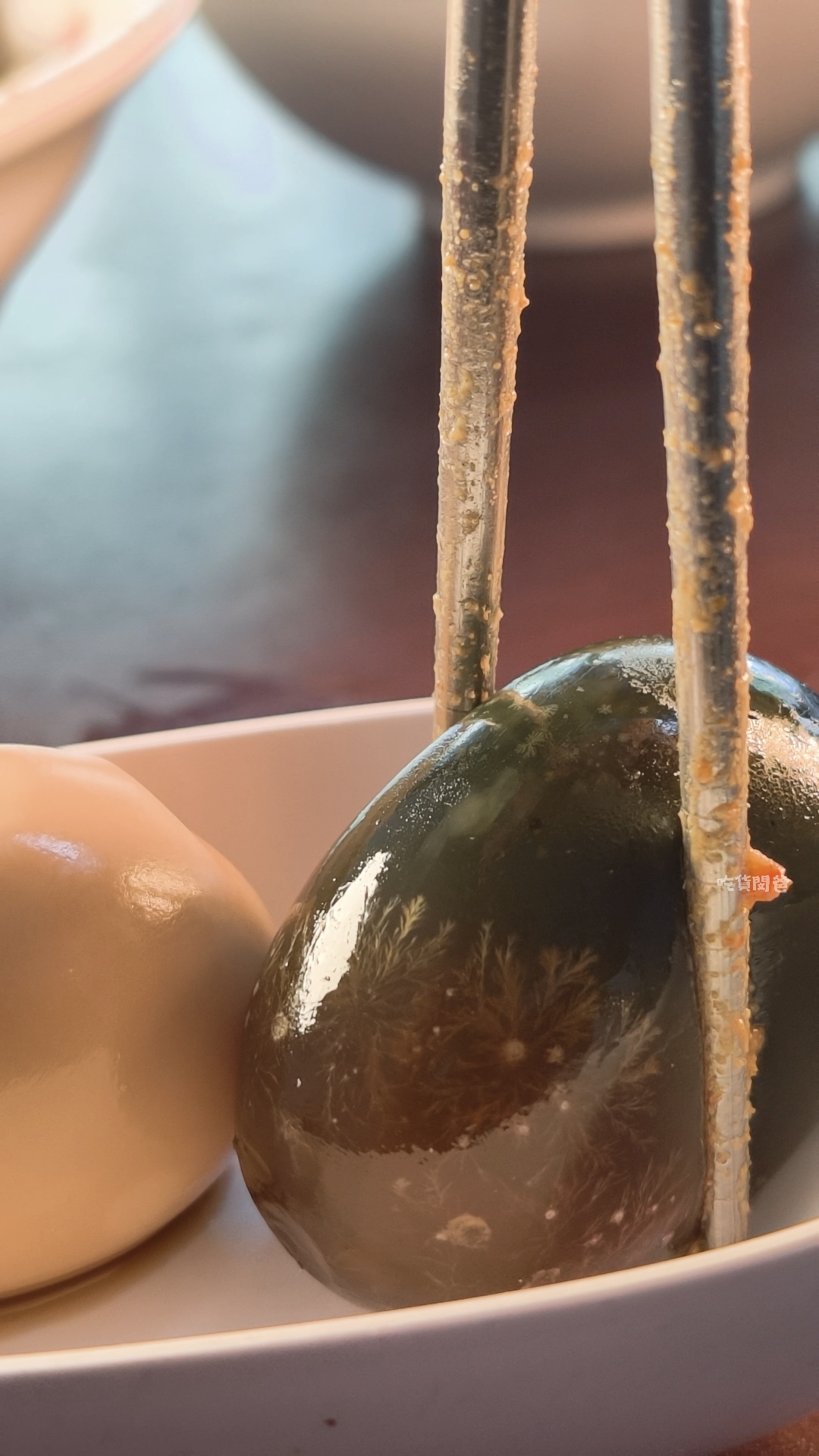 果貿泉記涼麵｜高雄左營｜這間涼麵很可以，還有翻倍美味的隱藏版吃法！