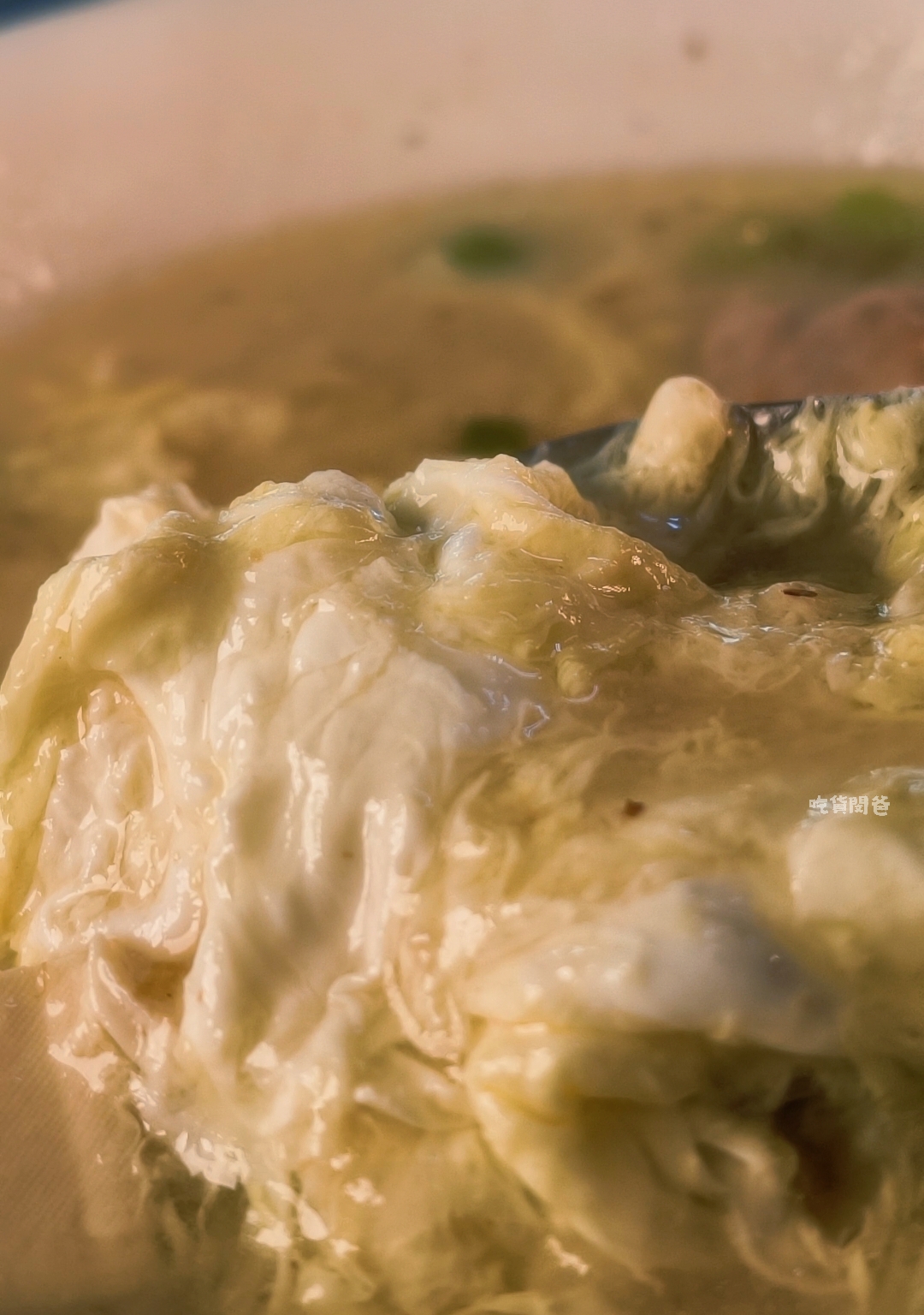 果貿泉記涼麵｜高雄左營｜這間涼麵很可以，還有翻倍美味的隱藏版吃法！