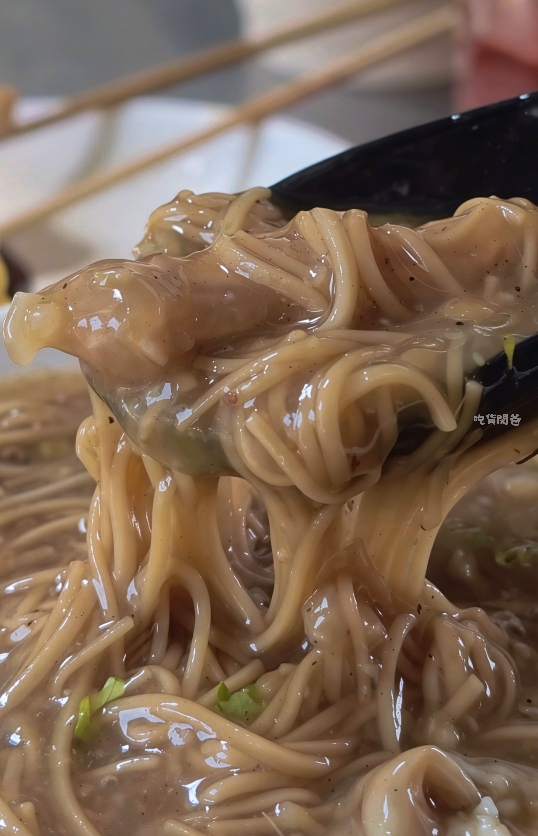 黑輪老牌麵線羹｜左營果貿美食，麵線羹、黑輪、紅茶牛奶必吃必喝，會愛上！