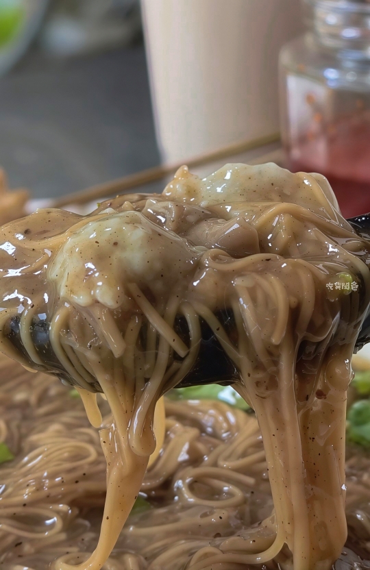 黑輪老牌麵線羹｜左營果貿美食，麵線羹、黑輪、紅茶牛奶必吃必喝，會愛上！