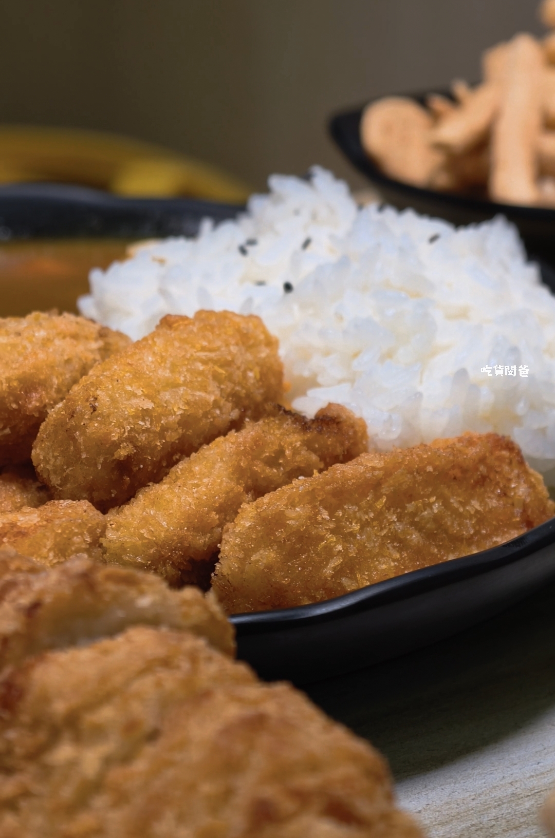 老闆不夠辣｜高雄最便宜的銅板價咖哩飯，海陸空霸王咖哩，蕭勒賀呷！