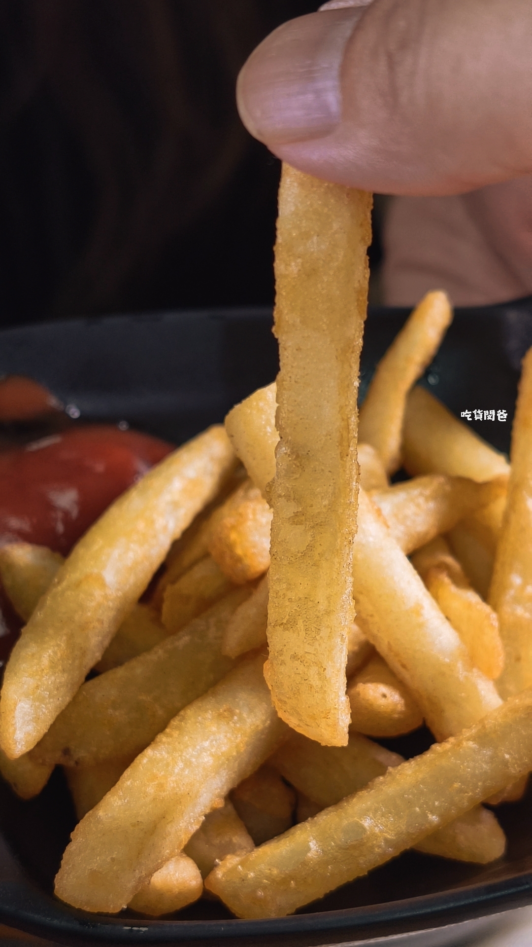 老闆不夠辣｜高雄最便宜的銅板價咖哩飯，海陸空霸王咖哩，蕭勒賀呷！