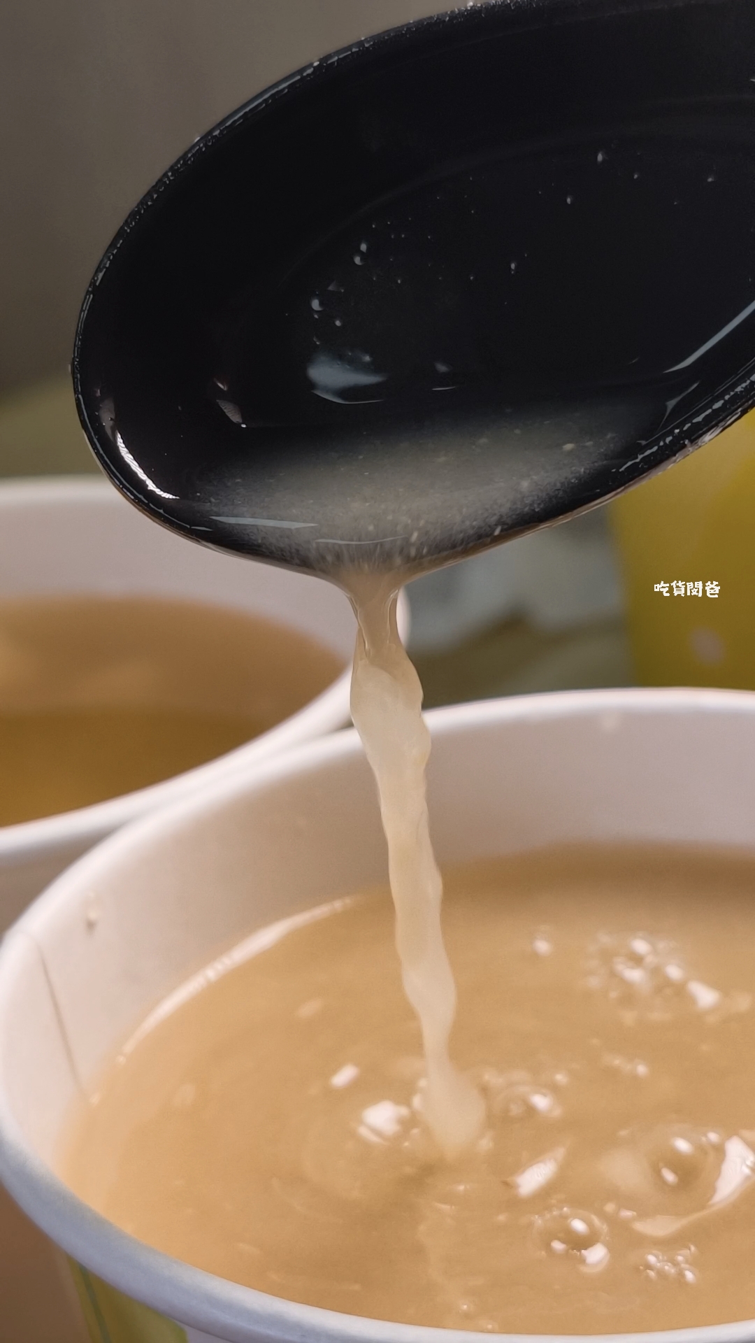 老闆不夠辣｜高雄最便宜的銅板價咖哩飯，海陸空霸王咖哩，蕭勒賀呷！