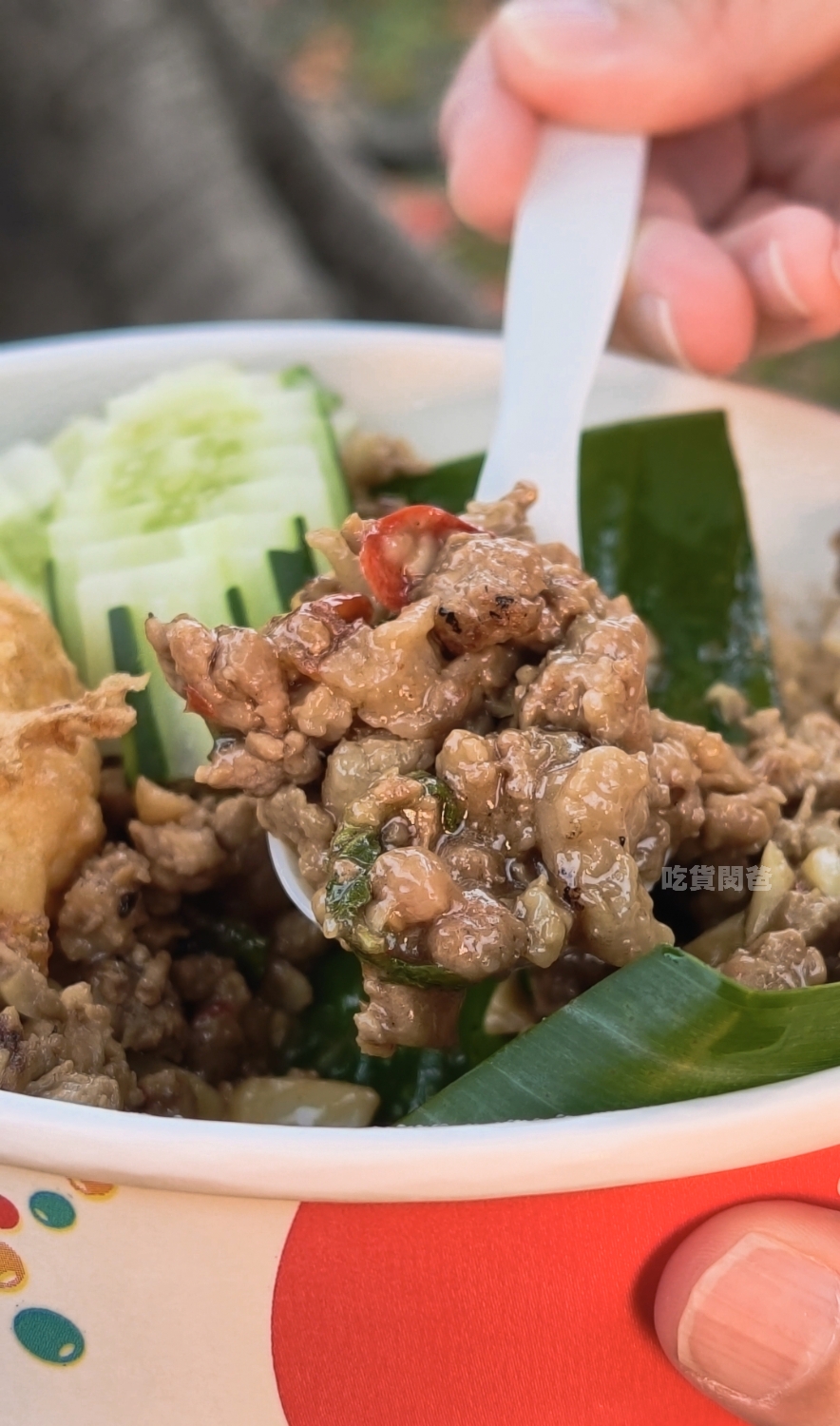檸檬葉泰國菜|隱藏在黃昏市場的好店!泰奶必喝!涼拌青木瓜必吃!慢來秒殺.. - 第25張圖 檸檬葉泰國菜|隱藏在黃昏市場的好店!泰奶必喝!涼拌青木瓜必吃!慢來秒殺..