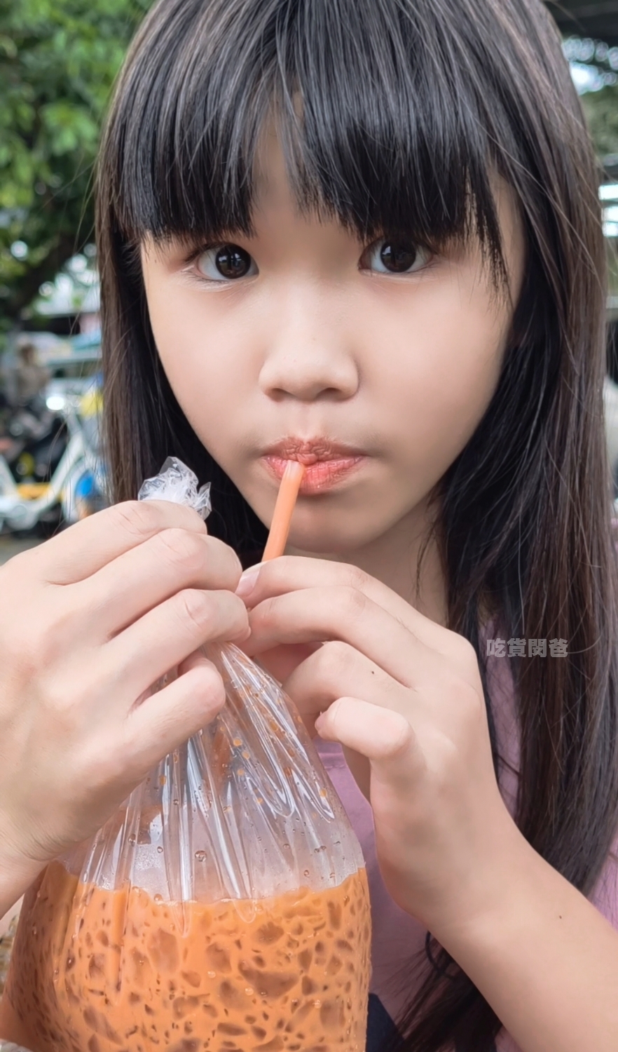 檸檬葉泰國菜|隱藏在黃昏市場的好店!泰奶必喝!涼拌青木瓜必吃!慢來秒殺.. - 第13張圖 檸檬葉泰國菜|隱藏在黃昏市場的好店!泰奶必喝!涼拌青木瓜必吃!慢來秒殺..