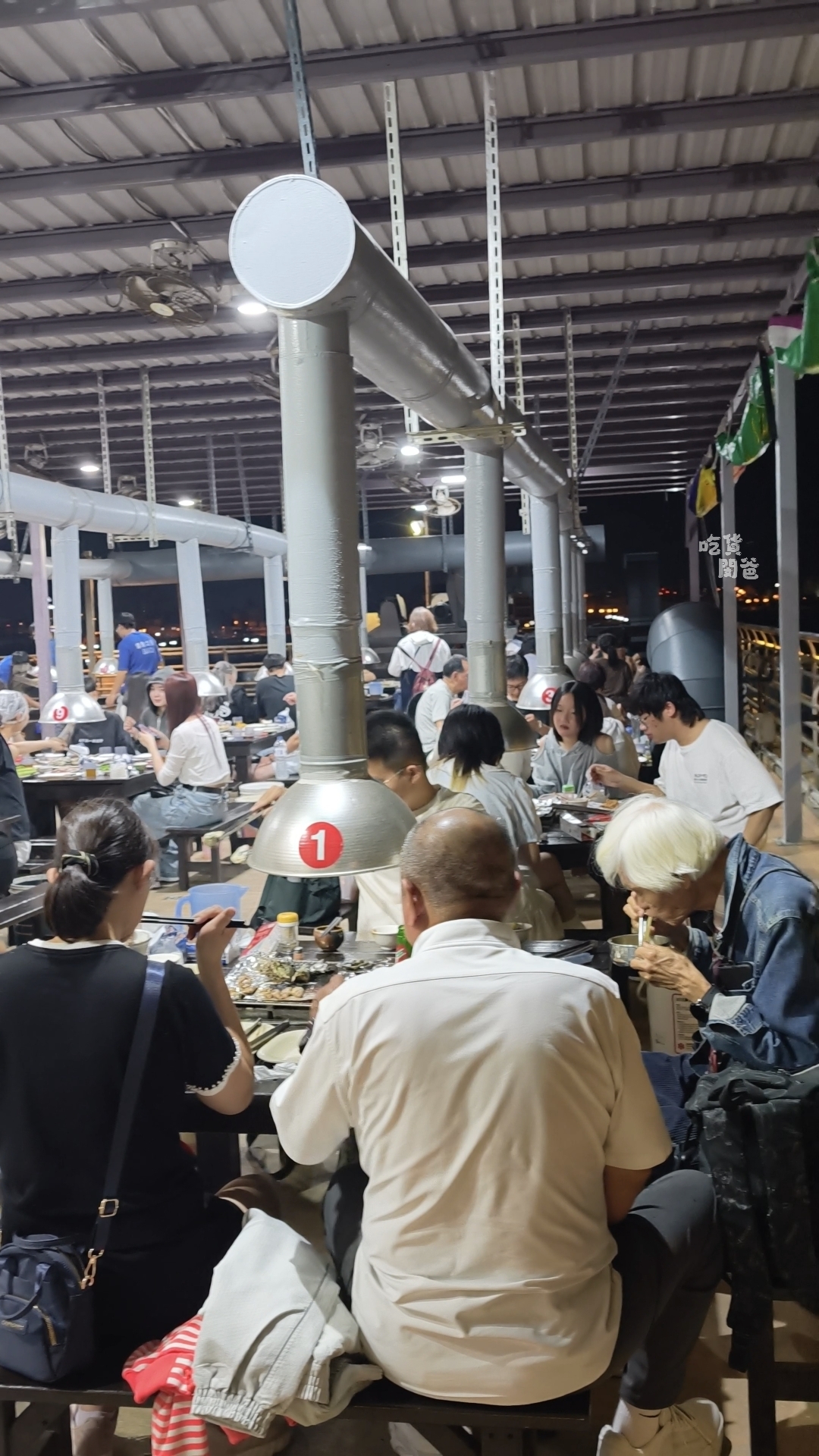 澎島之星燒烤吃到飽|自助吧、海味、肉肉550元無限吃、不收服務費,用餐遠眺花火! - 第37張圖 澎島之星燒烤吃到飽|自助吧、海味、肉肉550元無限吃、不收服務費,用餐遠眺花火!