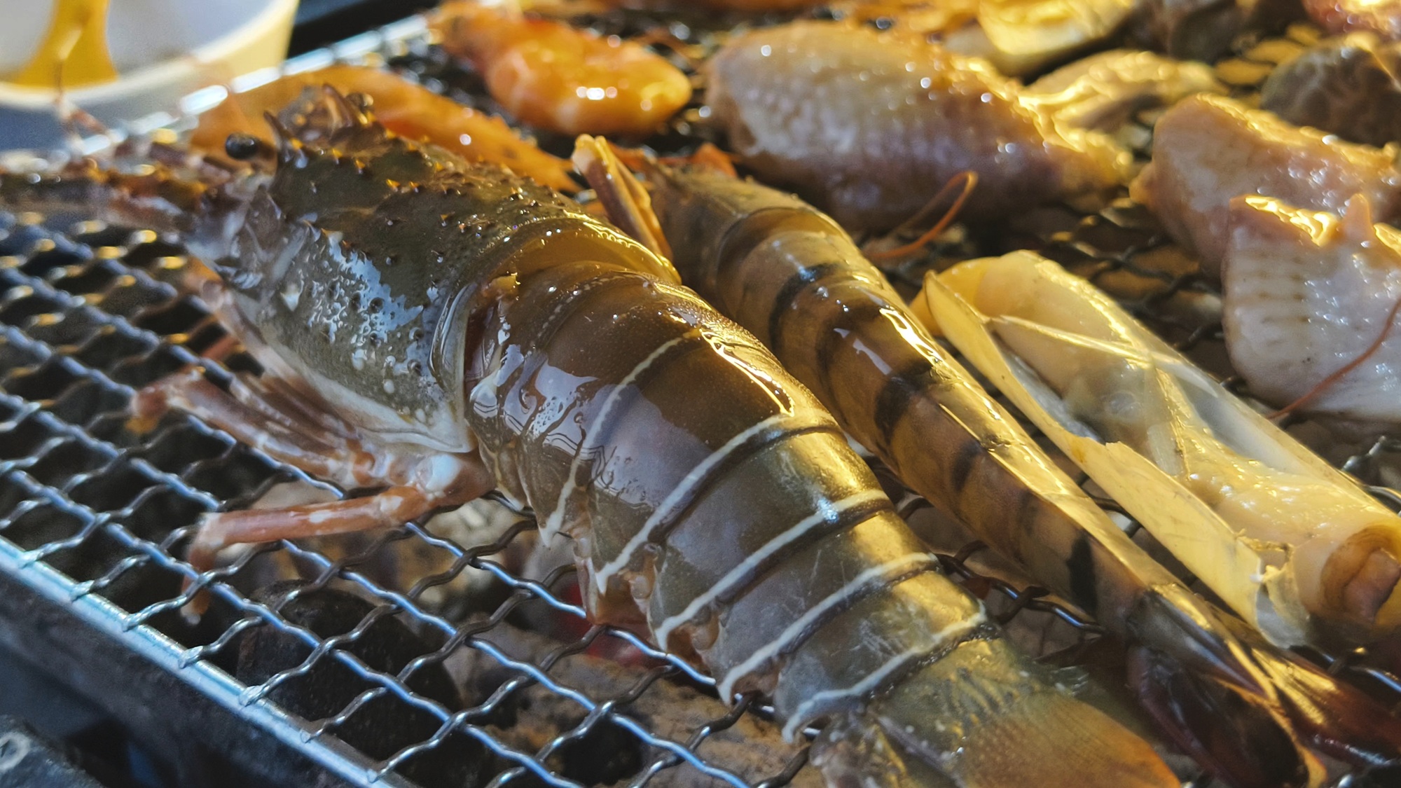 澎島之星燒烤吃到飽|自助吧、海味、肉肉550元無限吃、不收服務費,用餐遠眺花火! - 第70張圖 澎島之星燒烤吃到飽|自助吧、海味、肉肉550元無限吃、不收服務費,用餐遠眺花火!