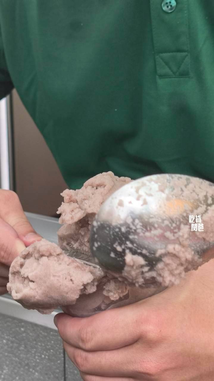 荳神綠豆沙|全高雄最好喝!隱藏在鳳山文衡路上,超便宜、份量大的冰沙,買五還送一。 - 第12張圖 荳神綠豆沙|全高雄最好喝!隱藏在鳳山文衡路上,超便宜、份量大的冰沙,買五還送一。