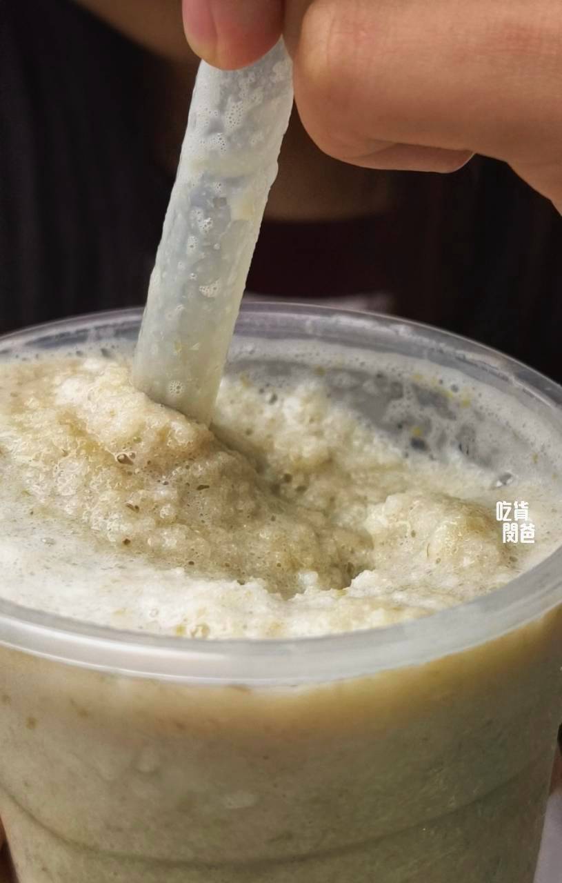 荳神綠豆沙|全高雄最好喝!隱藏在鳳山文衡路上,超便宜、份量大的冰沙,買五還送一。 - 第10張圖 荳神綠豆沙|全高雄最好喝!隱藏在鳳山文衡路上,超便宜、份量大的冰沙,買五還送一。